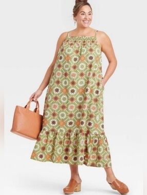 Green Printed Sleeveless Maxi Dress